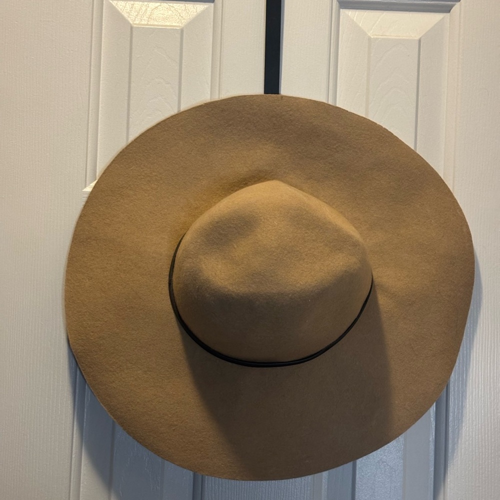 Bcbgmaxazria Tan Wool Hat - worn twice